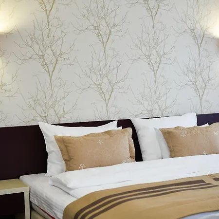 Zepter Palace Hotell 4*